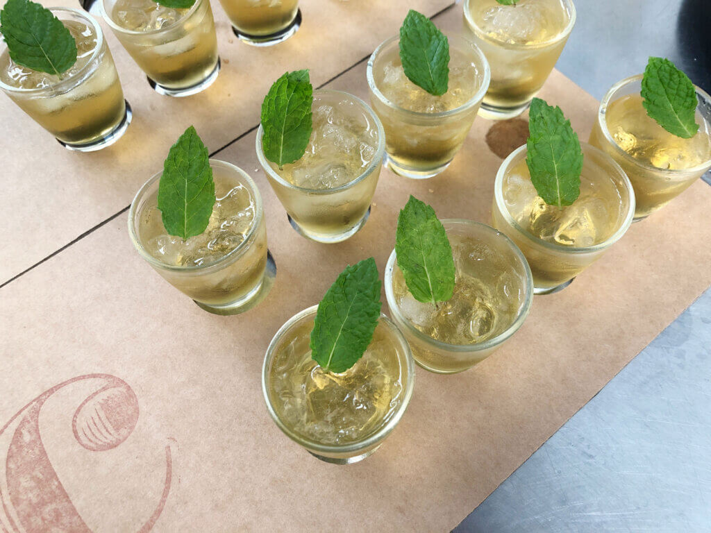 Gin and Peppermint Tea Julep Minis